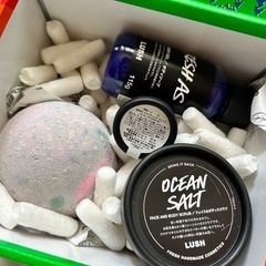 【未使用】LUSH ギフトBOXの画像