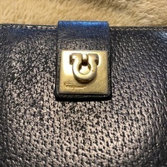 フェラガモ　財布の画像