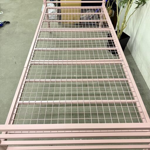  15620   シングルスチールベッドフレーム   ◆大阪市内・東大阪市他 5,000円以上ご購入で無料配達いたします！◆ ※京都・