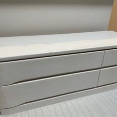 ローチェスト・衣類用タンス（高さ47cm×幅120cm）