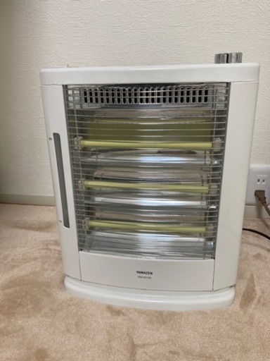 スチーム（加湿）機能付き 電気ストーブ 山善 2014年製