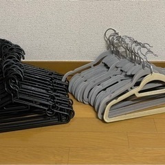 ハンガー60本セットの画像