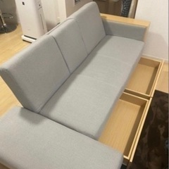 ソファーベッド　3人掛け　収納付きの画像