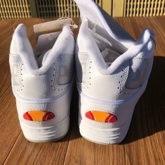 ELLESSE（エレッセ）タグ付　未使用　ハイカットスニーカー　EFH9320の画像