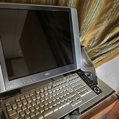 PCモニター液晶ディスプレイ、キーボード