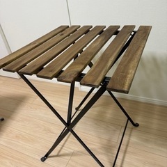 屋外用　テーブル　チェアーセットの画像