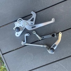 たぶんsr400用バックステップ