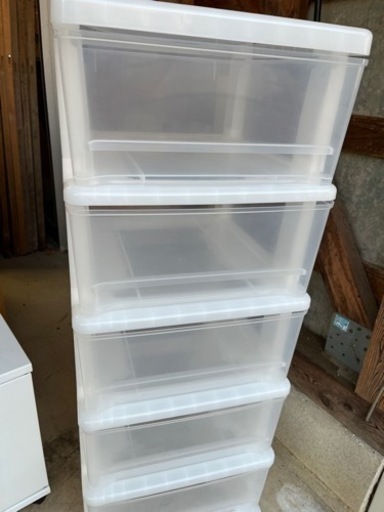 引き取り先決まりました。プラスチック収納ケース5段