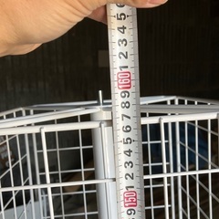 ☆4面回転ネット什器スリム　キャスター付きの画像