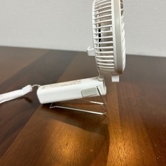 ニトリ　充電式3Wayハンディファン(取扱説明書付き)の画像