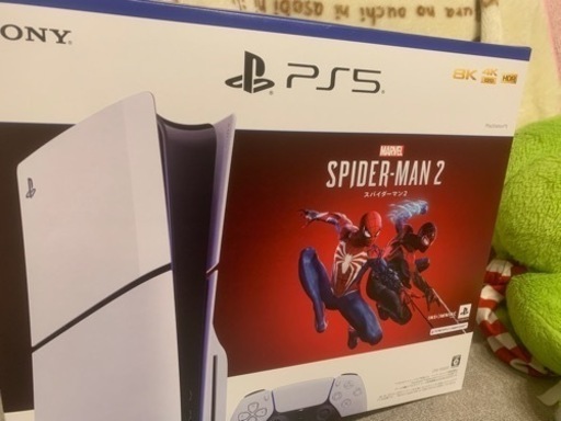 新型プレステ5本体　Marvel's Spider-Man 2“