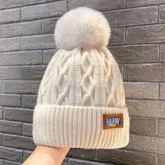 白　ニット帽　新品の画像