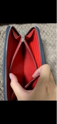 ルブタン財布
