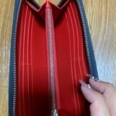 ルブタン財布の画像