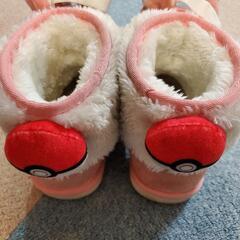 ポケモン ブーツ ニンフィアの画像