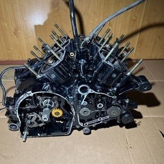 ヤマハ 2LT  V-MAX1200 カナダ仕様 純正　腰下エンジン　