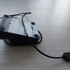 黒のマイクロ USB デスクトップ充電スタンド/ドック - 良好な状態の画像