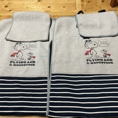 スヌーピー　SNOOPY シートカバー　2枚セット　カー用品