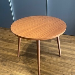 ☆2月中受渡可能なら更に値引きます☆ダイニングテーブルの画像