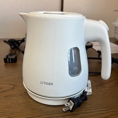 【美品】タイガー 電気ポット 湯沸かし電気ケトル
