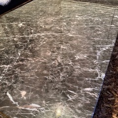 黒大理石ローテーブル　80万円の画像