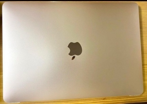 MacBook Air M1ゴールド（2020）