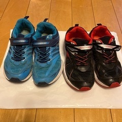 男　運動靴20cm 20.5cm 各2足の画像