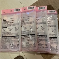新品　小顔に見せるマスク　ダイソー　ピンクの画像