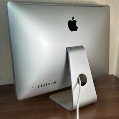 ◆Apple iMac 21.5インチ Mid 2010 本体のみ 外観良好、動作品の画像