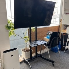 液晶モニター　4K 50インチ　お手頃
