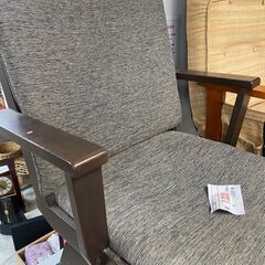 リサイクルショップどりーむ荒田店 No7488　回転式チェア♪　肘置き付き！の画像