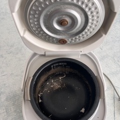 SHARP 炊飯器　の画像