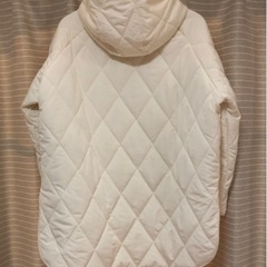 新品　タグ付き　キルティングコート サイドスリット アウターの画像