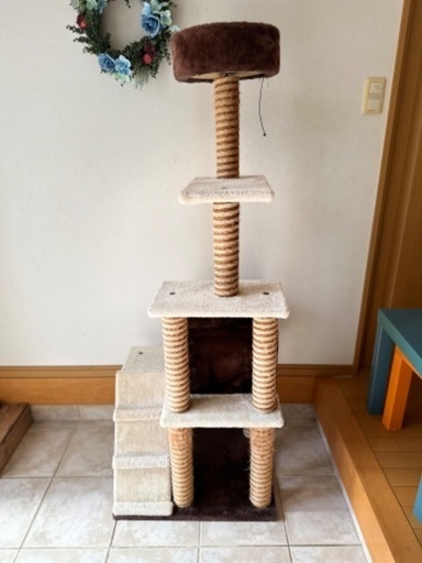 キャットタワー