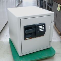 耐火金庫　テンキー式　セントリー日本　リユース品