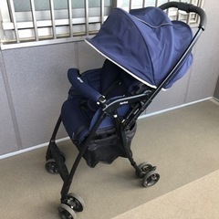 Aprica ベビーカー　の画像