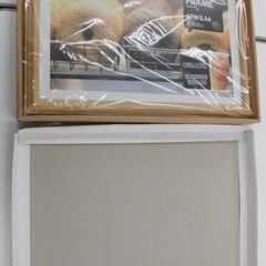 額縁　木目薄茶色　新品未使用の画像