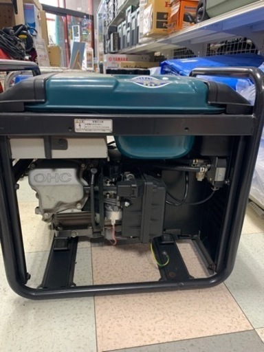 インバータ発電機　　MAKITA    G250i   4サイクル  【定格出力】 2500W   50/60Hz マキタ G250I インバータ発電機 ウエダ金物【公式サイト】