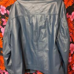 ブルー皮ジャンバーの画像