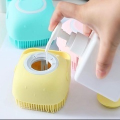 【ピンク】ペットシャンプーブラシ　シャンプー　ペット　シリコンブラシの画像