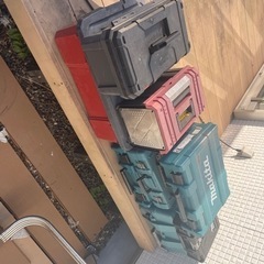 マキタケース　他