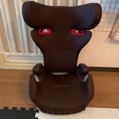 【無料】ジュニアシート　アップリカ