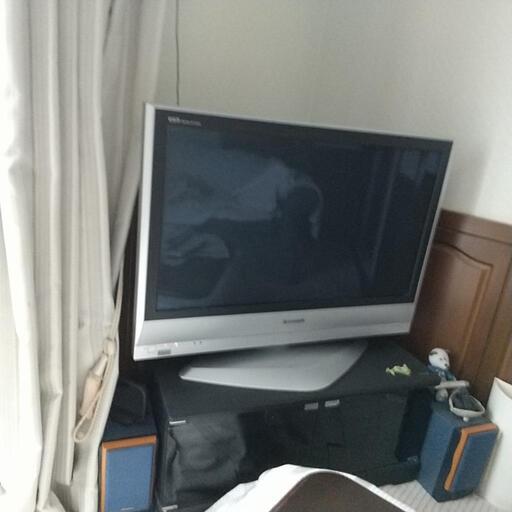 プラズマ液晶４２型テレビ