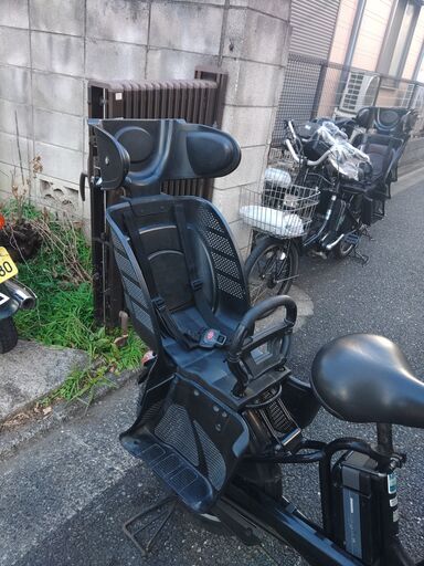 256?２０インチ、前かご後チャイルドシート、２人乗り、３人乗り、１人乗り電動自転車  ?土日もお子様と土足のままご試乗可能です。?バ