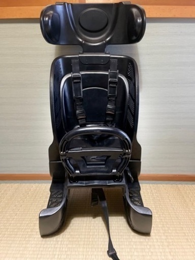 ブリヂストンチャイルドシート　二つセット　前と後ろ