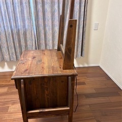 アンティーク　ドレッサーの画像