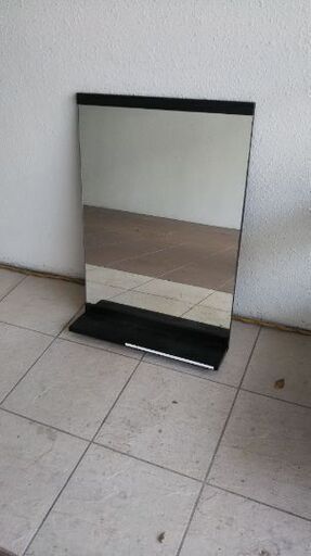 棚付き鏡