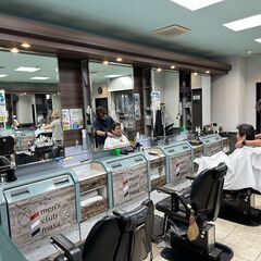 理容スタッフ募集中の画像
