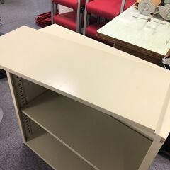 かなり古いスチール棚なのであげます。の画像