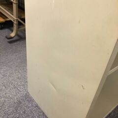 かなり古いスチール棚なのであげます。の画像